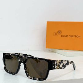 Picture of LV Sunglasses _SKUfw55771572fw